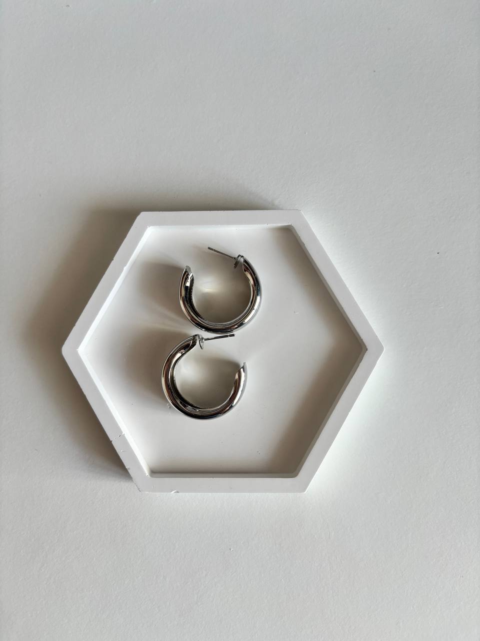 Plain White Hexagonal Tray — handmade trinket tray, 11.5 cm × 10 cm × 1.3 inch